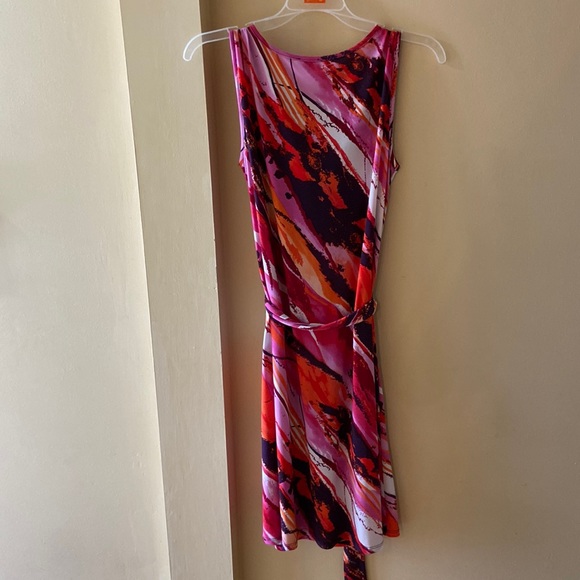 Orange & pink dress with cowl neck and belt - Picture 2 of 3